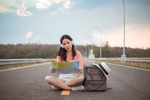 Solo Travel for Beginners: Complete Guide to Planning and Safe Travel